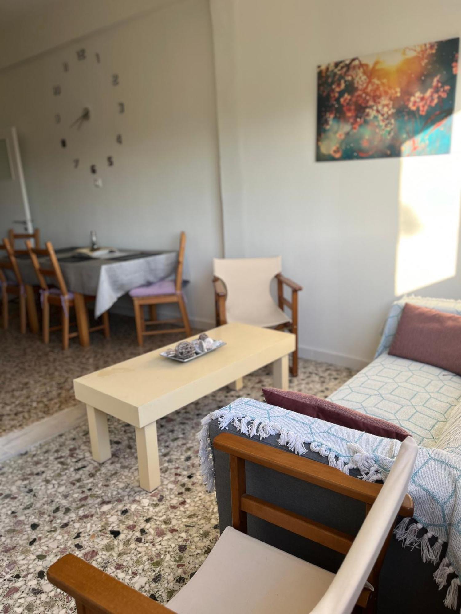 Athens Riviera: 2 Bed / 3' Walk From The Beach Agia Marina  Екстериор снимка